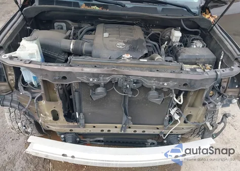 2019 Toyota Tundra 1794 5.7L V8 из США, поврежденный, VIN 5TFAY5F13KX798448